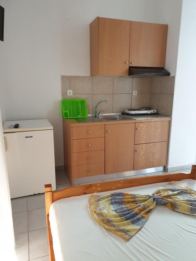 Fouli House Aparthotel Пефкохори Екстериор снимка