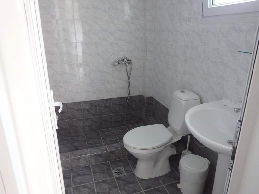Fouli House Aparthotel Пефкохори Екстериор снимка